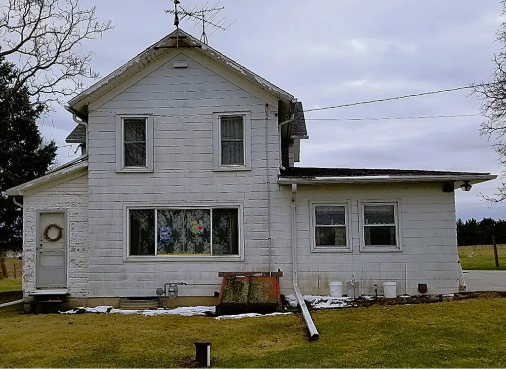 Kevin Schmitt siding image