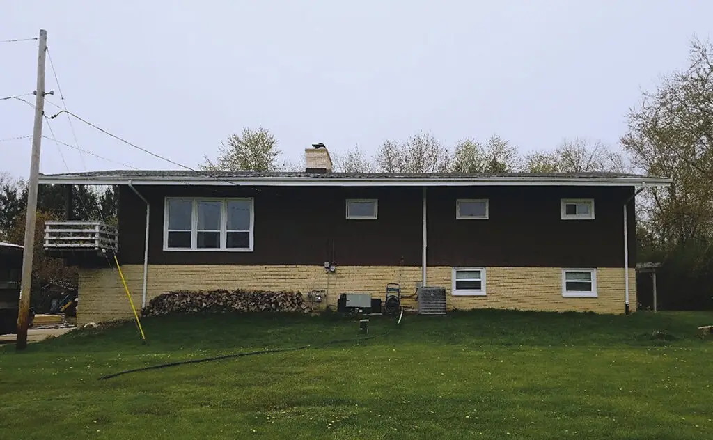 Kevin Schmitt siding image