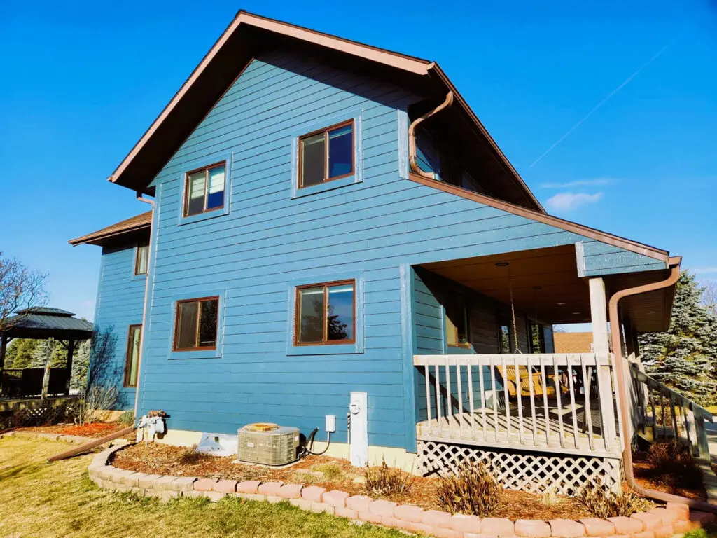 Kevin Schmitt siding image