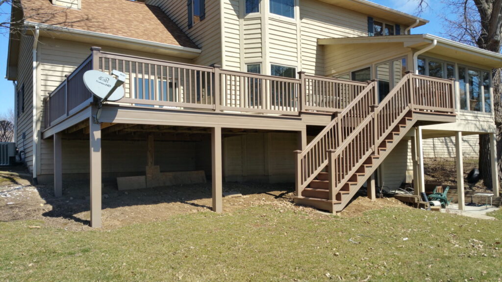 Kevin Schmitt exterior deck image